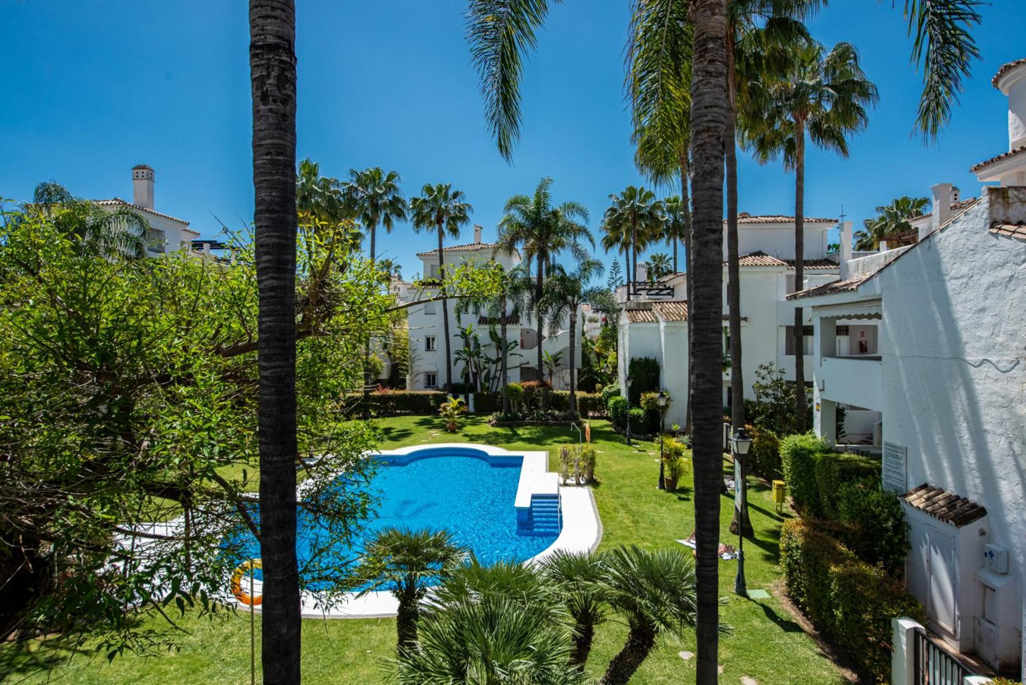 Naranjos Puerto Banus Apartment *