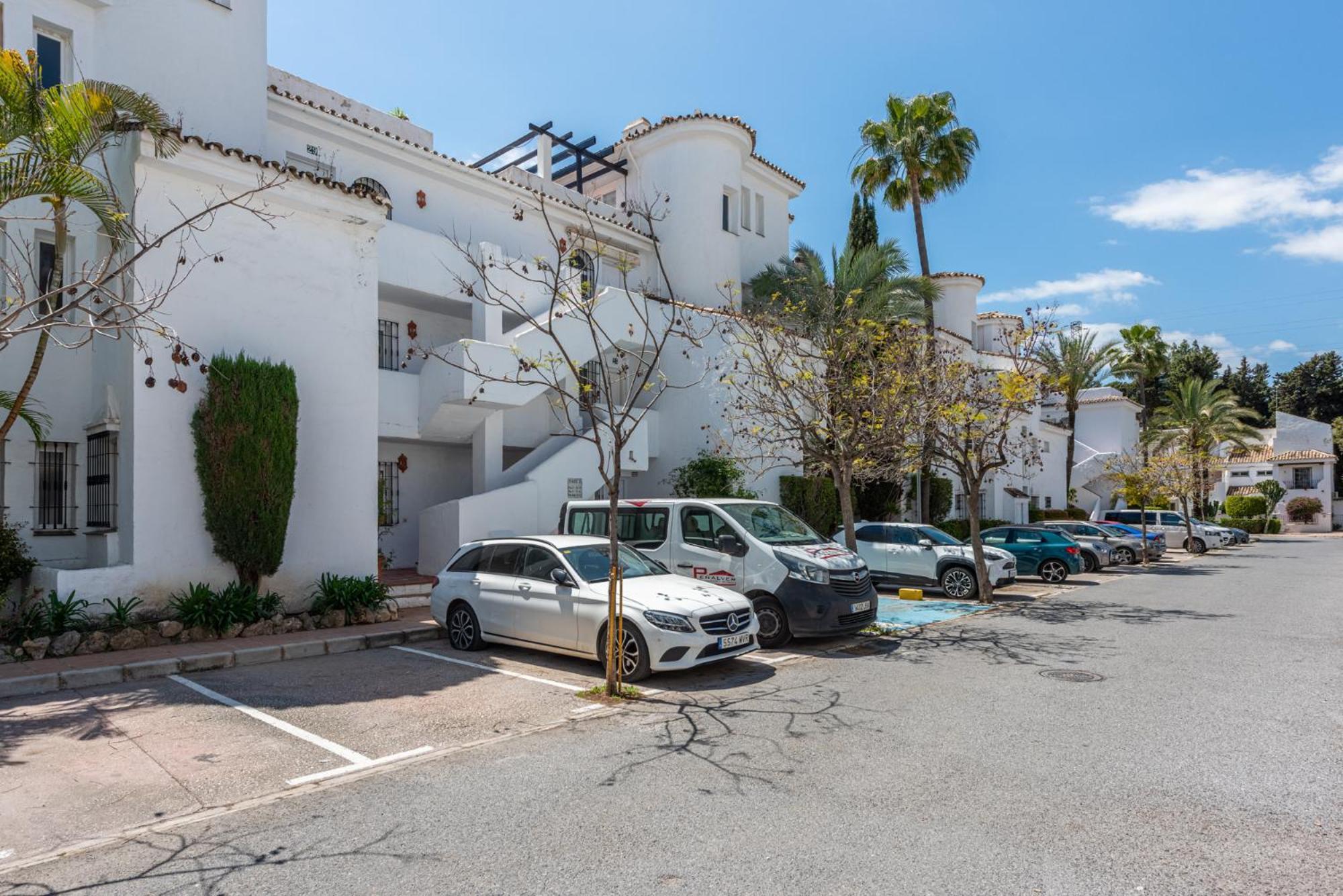 Naranjos Puerto Banus Apartment *